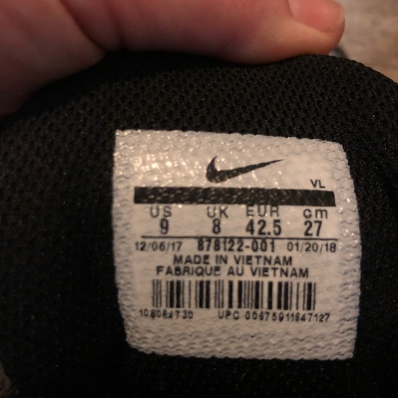 Nike Alpha Cleats - Picture 3 of 4